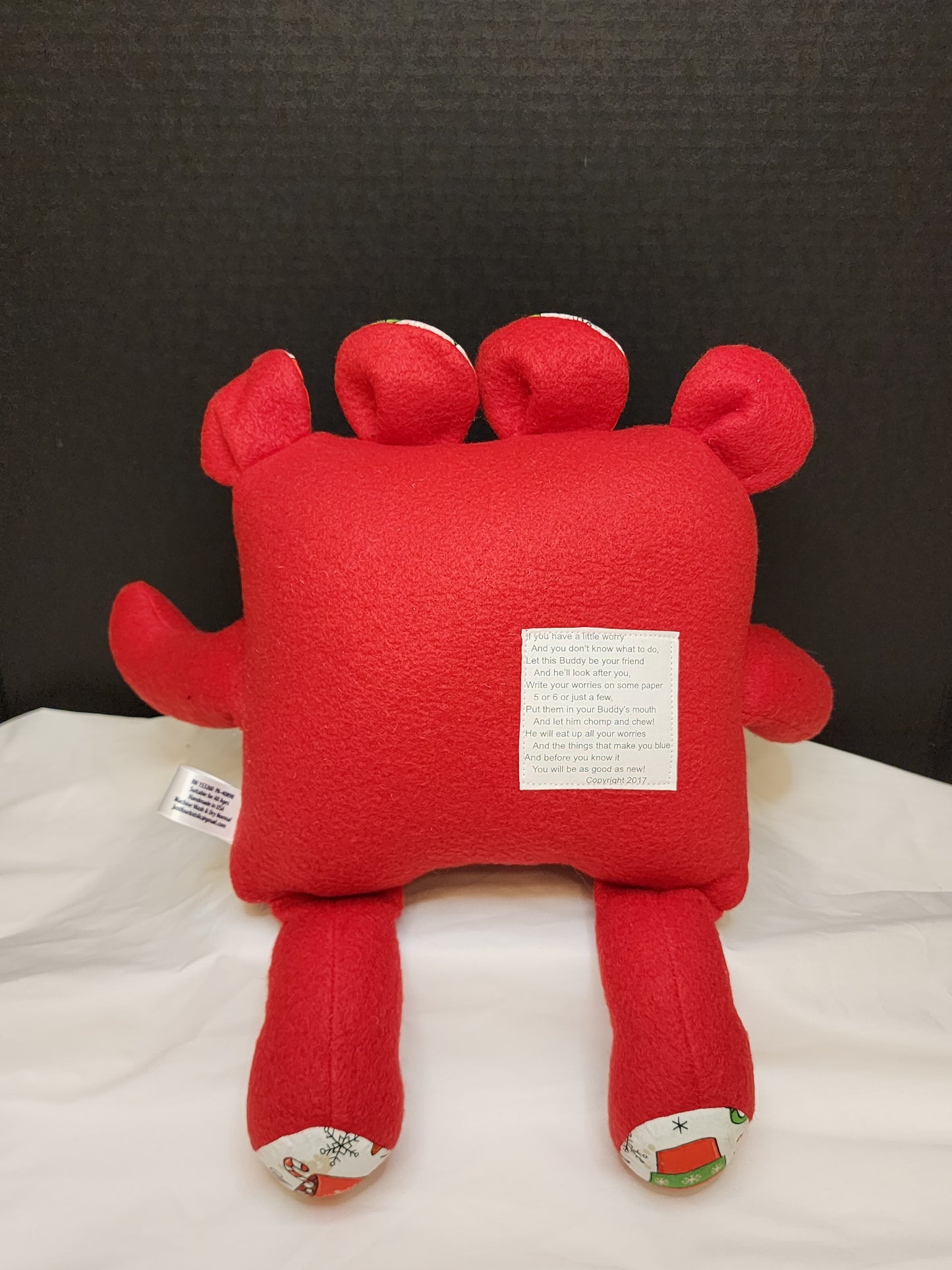 Chomper Buddy 14" Red with hot chocolate cups