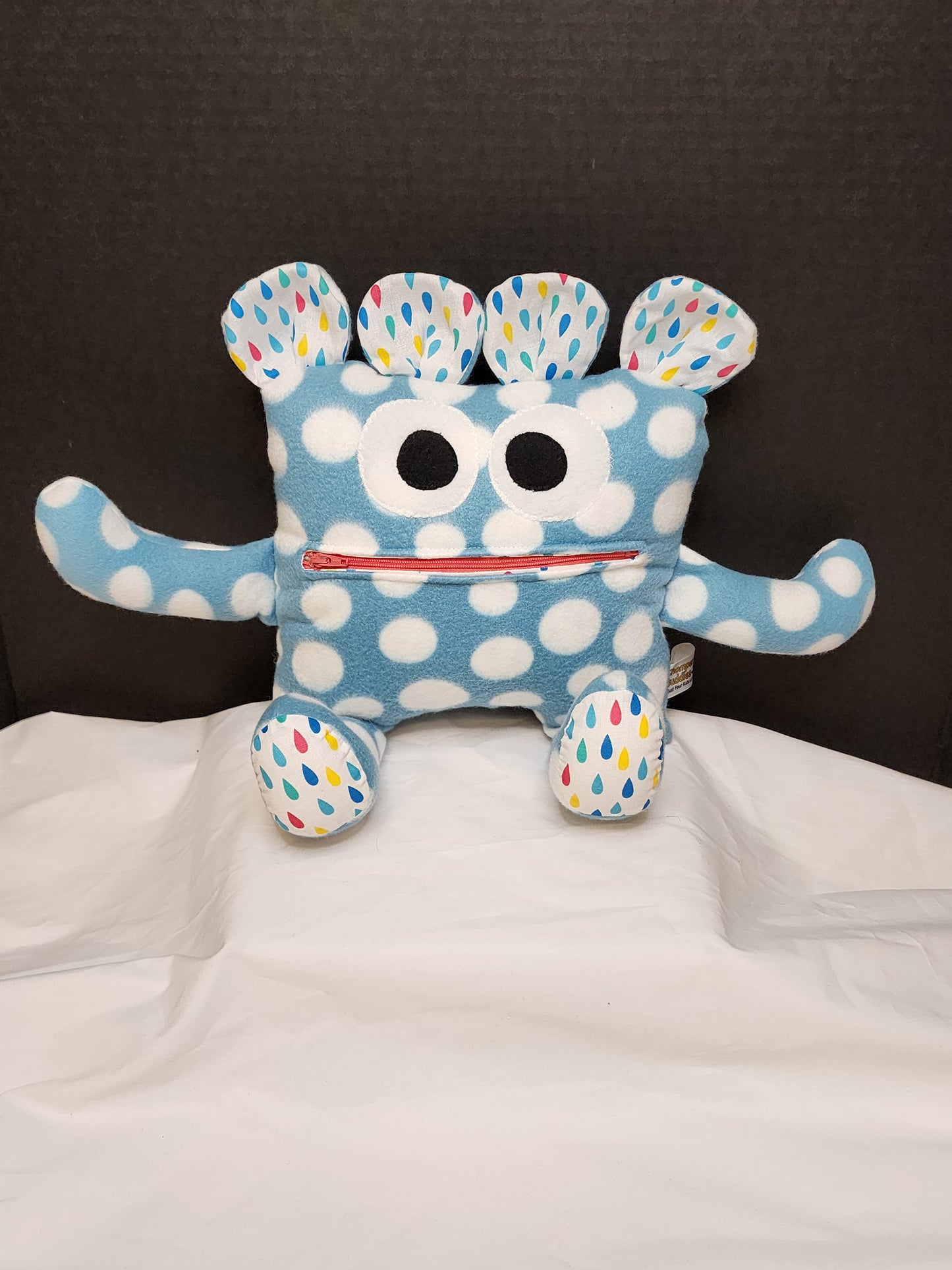 Chomper Buddy Polka dot with multicolor raindrops 14"