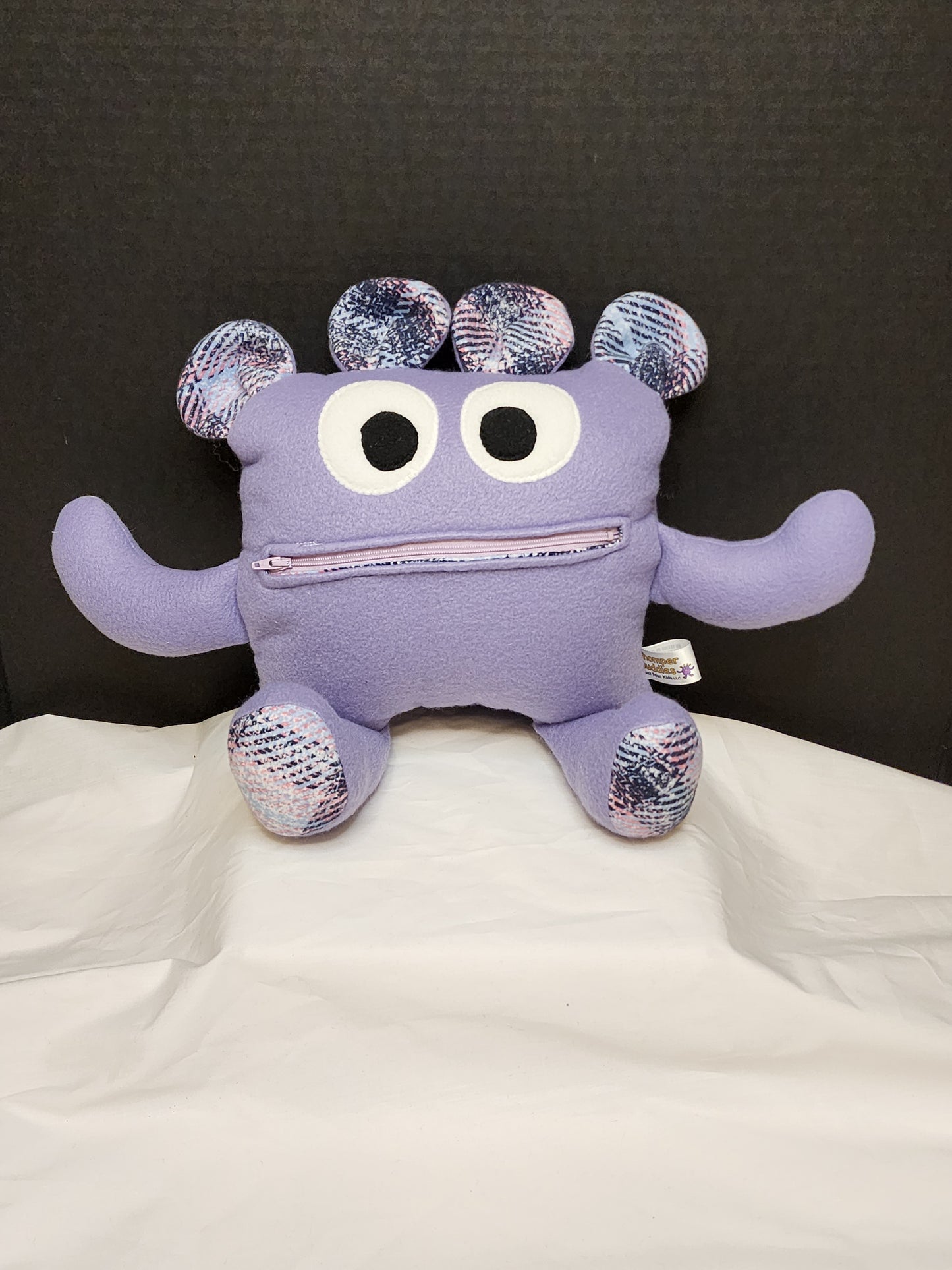 Chomper Buddy Lavender mix lining 14"