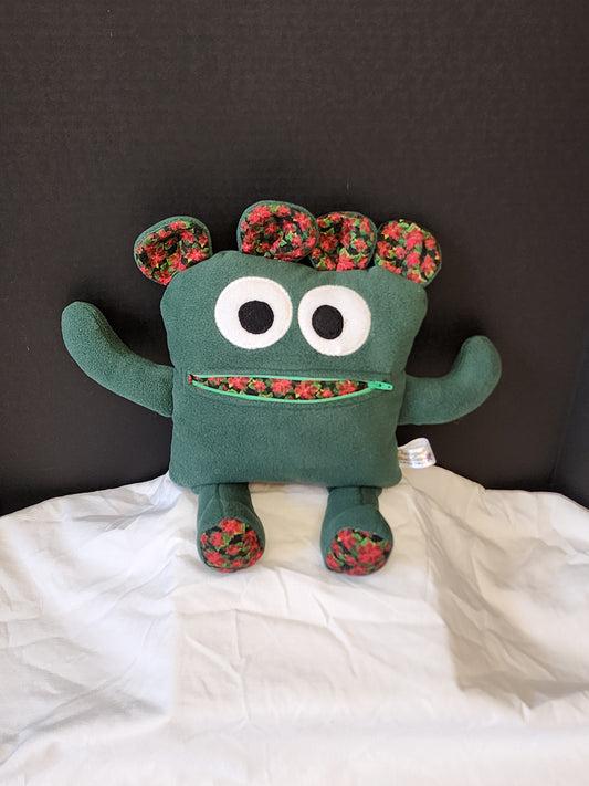 Chomper Buddy Green fleece with Poinsettia lining 14"