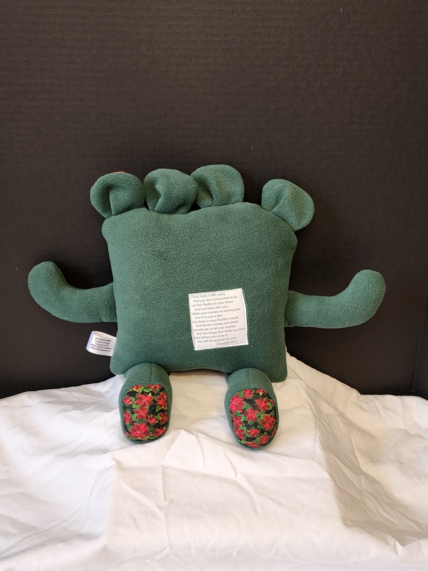 Chomper Buddy Green fleece with Poinsettia lining 14"