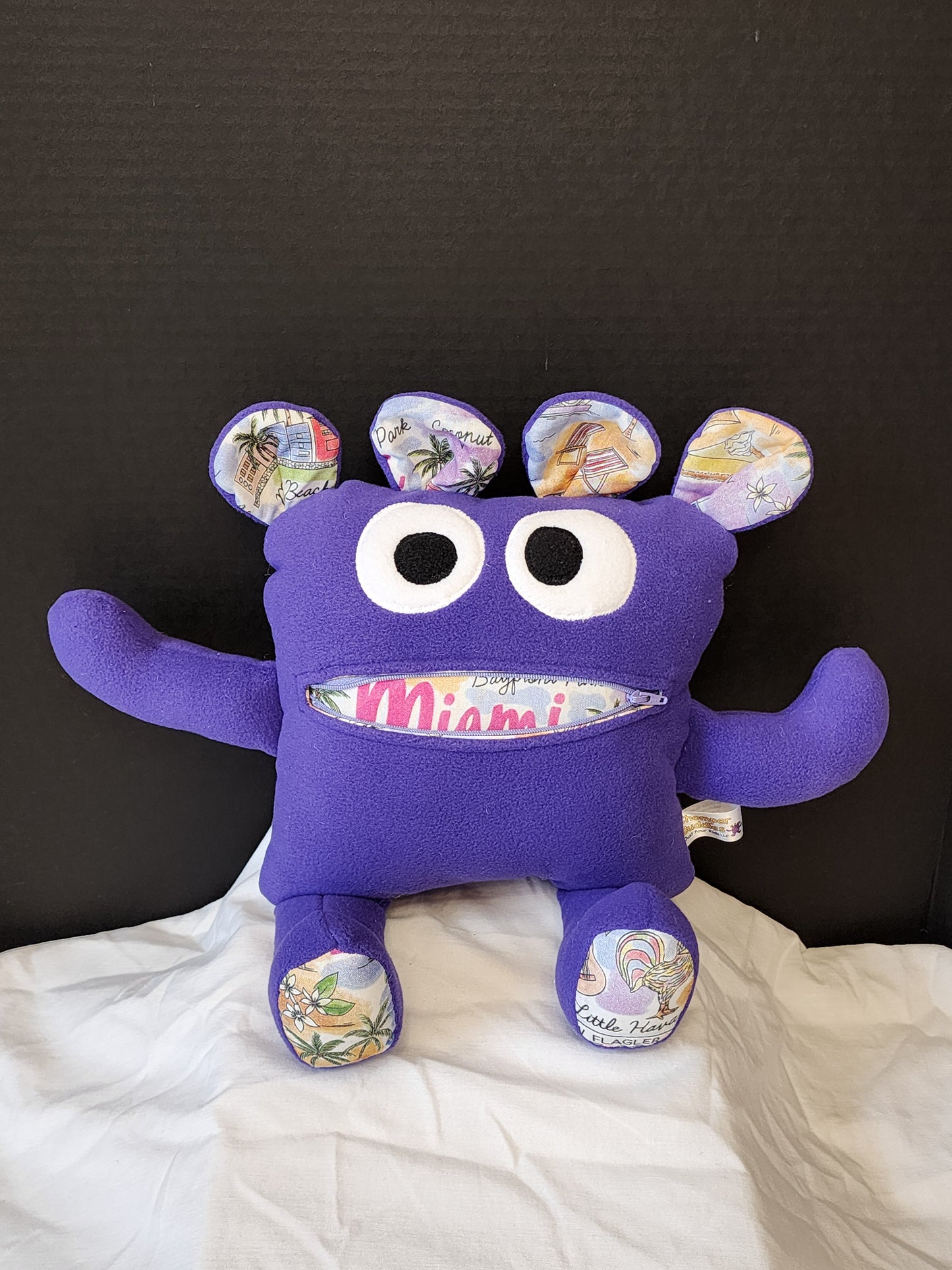 Chomper Buddy Purple fleece with Miami lining 14"