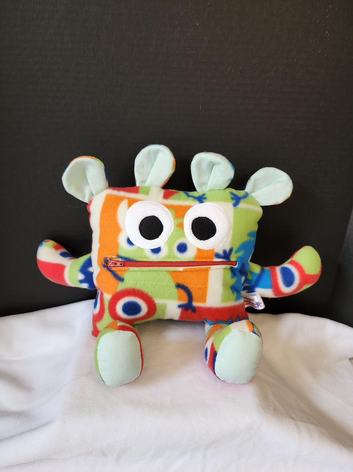 Chomper Buddy 14" Monsters fleece with mint color lining