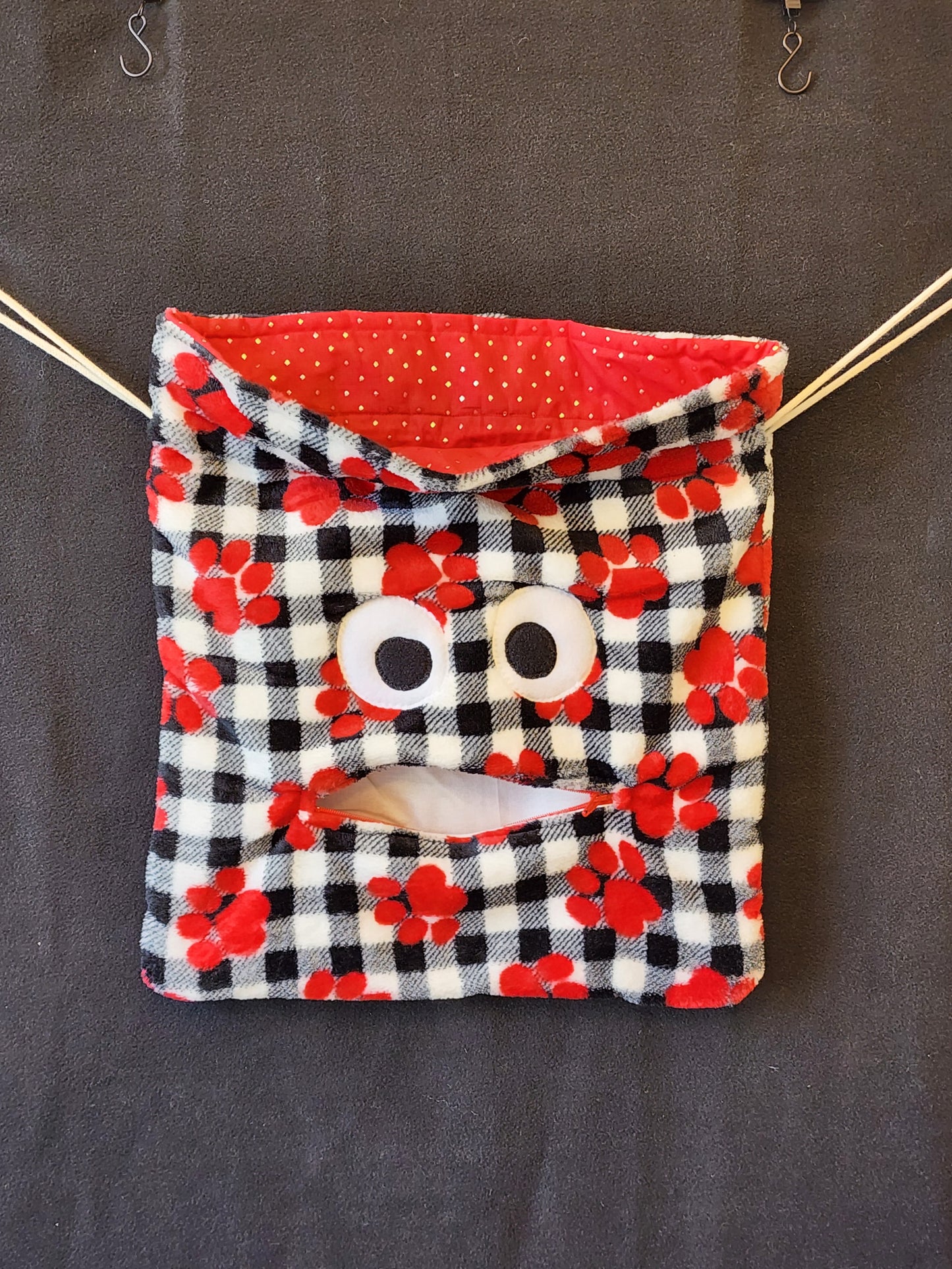 Chomper Buddy Drawstring bag, Slumber Bag,  Dementia Alzheimer's, Red Puppy Paws