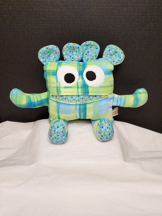 Chomper Buddy  Green/blue plaid with dots 14"