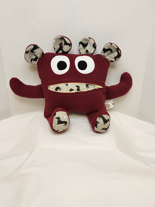 Chomper Buddy Burgundy with Dachshund dog print 14"