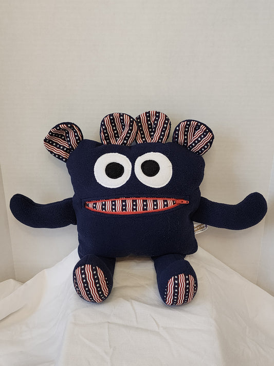 Chomper Buddy 14" Navy with red white, blue and white stars