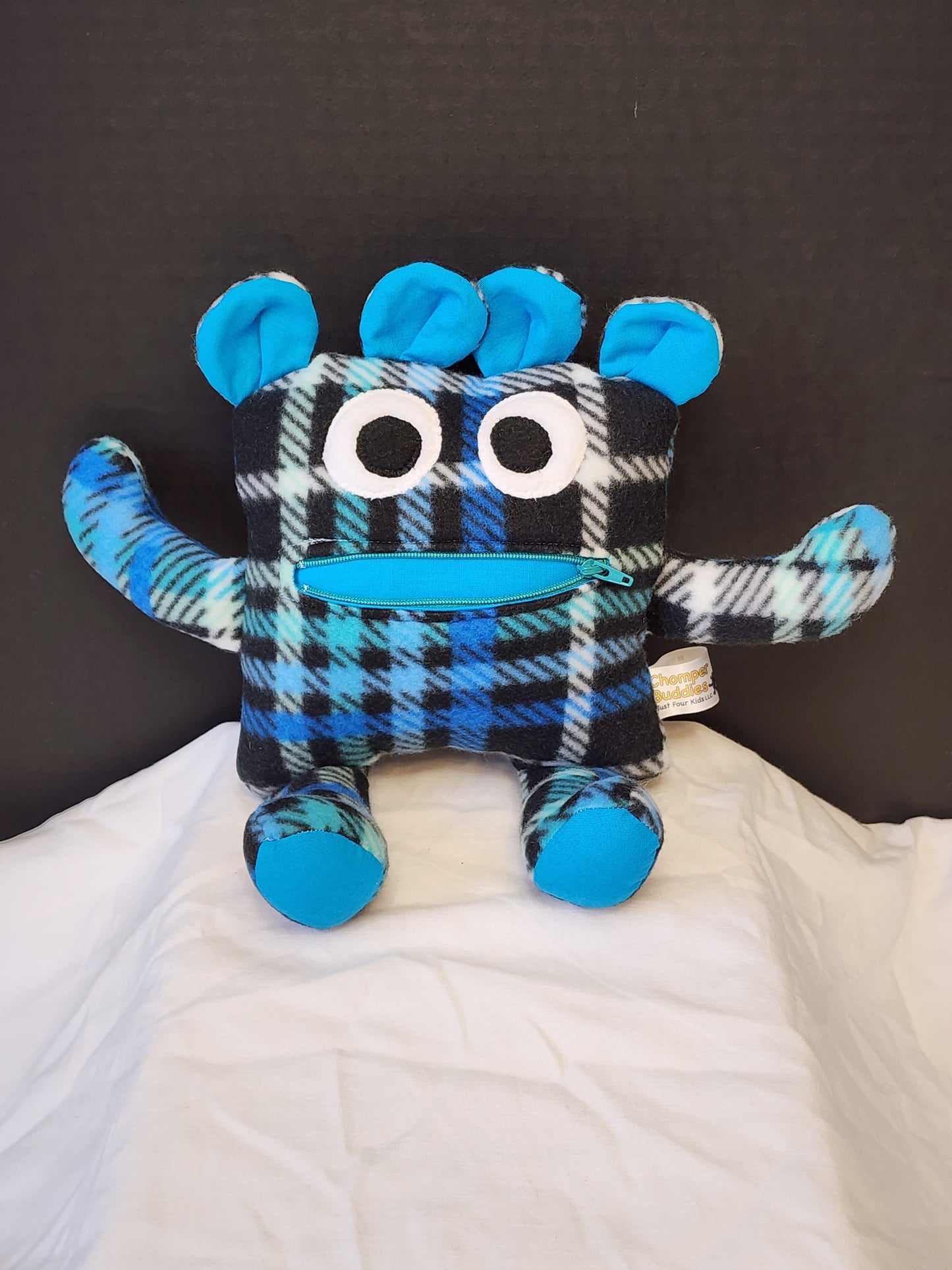 Chomper Buddy 11" Teal, white, black plaid with bright blue lining