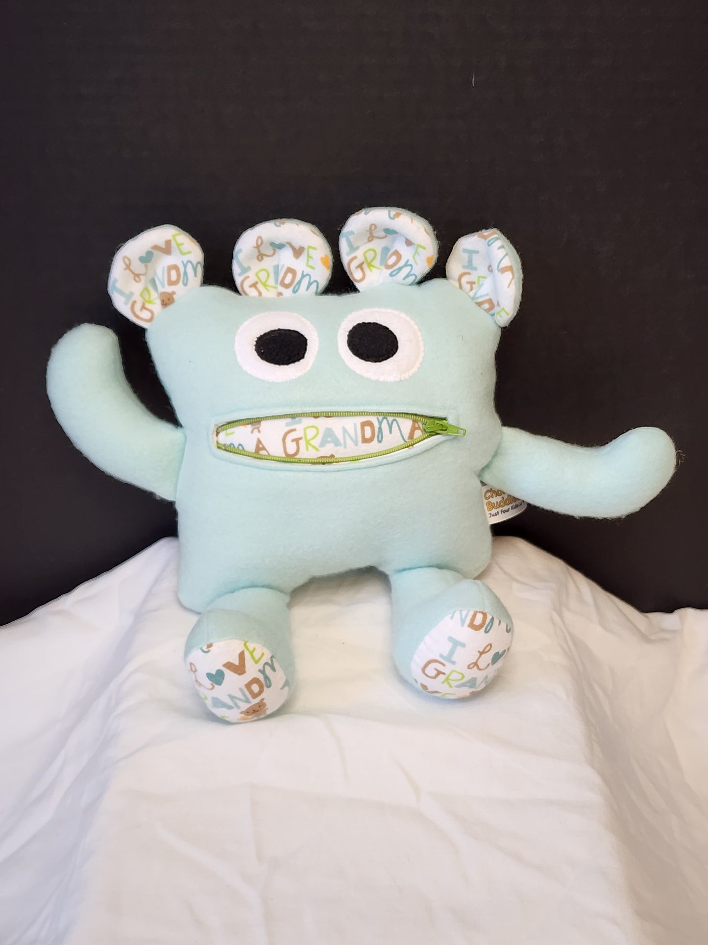 Chomper Buddy 11"Light blue fleece with I love Grandma lining