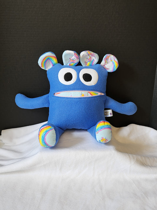 Chomper Buddy 14" Blue fleece with rainbow and unicorn lining