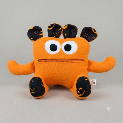 Chomper Buddy 14" Halloween