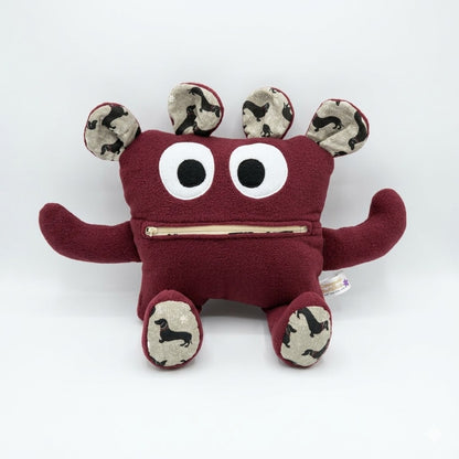 Chomper Buddy Burgundy with Dachshund dog print 14"